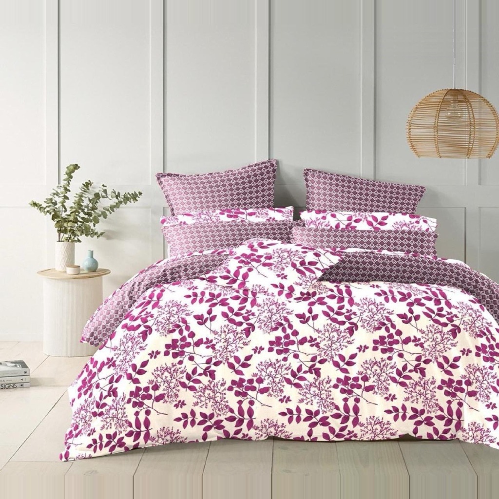 Lamina Ultra Comfy 4 Pcs Set with Reversible Quilt – Imperial Magenta Botanical & Diamond Grid (90" × 100")